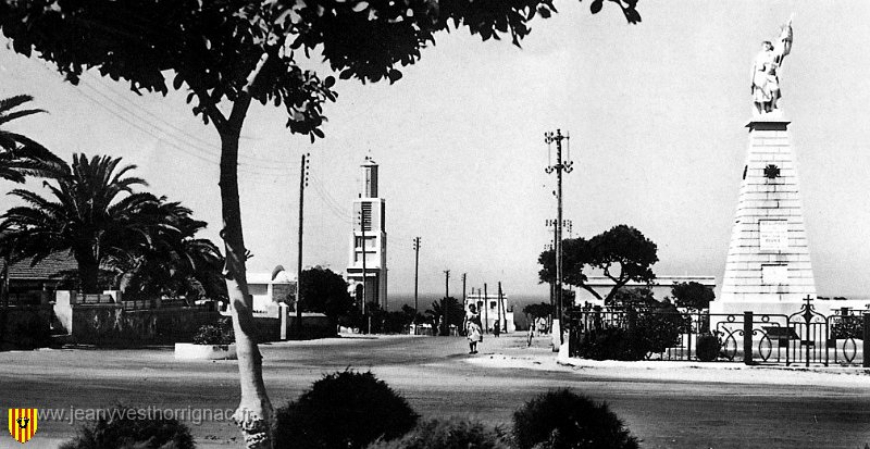 Le monument aux morts.jpg - Monument aux morts